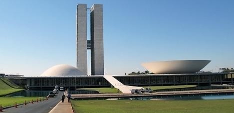 Entidades contábeis comemoram aprovação da MP 656 que isenta multas da GFIP