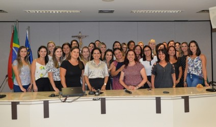 Dia Internacional da Mulher - Encontro integra mulheres da contabilidade catarinense