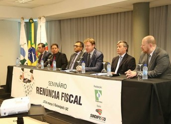 Renúncia fiscal é tema de encontro em Florianópolis