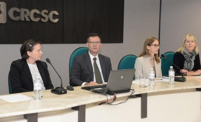 Empresários participam de debate no CRCSC sobre a gestão de escritórios contábeis