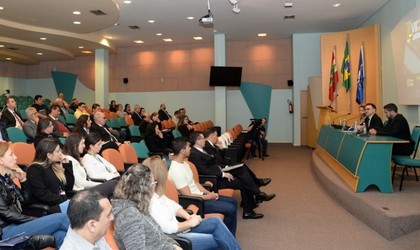 CRCSC promove segunda etapa do VII Seminário Catarinense sobre Atualidades Jurídico-Contábeis