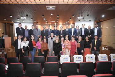 Presidente do CRCSC participa de reunião dos presidentes no CFC