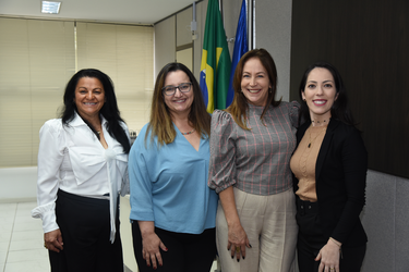 Delegadas de representação de Canoinhas, Criciúma e Imbituba são empossadas no CRCSC