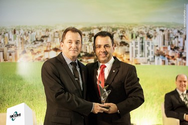 CRCSC homenageado na posse do Sindicato do Comércio da Região de Chapecó