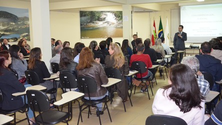 CRCSC participa de encontro na Associação Empresarial de Imbituba